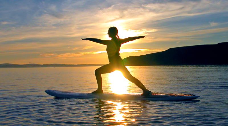 Stand up Paddle yoga